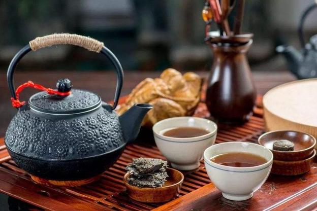 先亏后赚!茶楼免费喝茶,客流翻数倍,老板赚百万