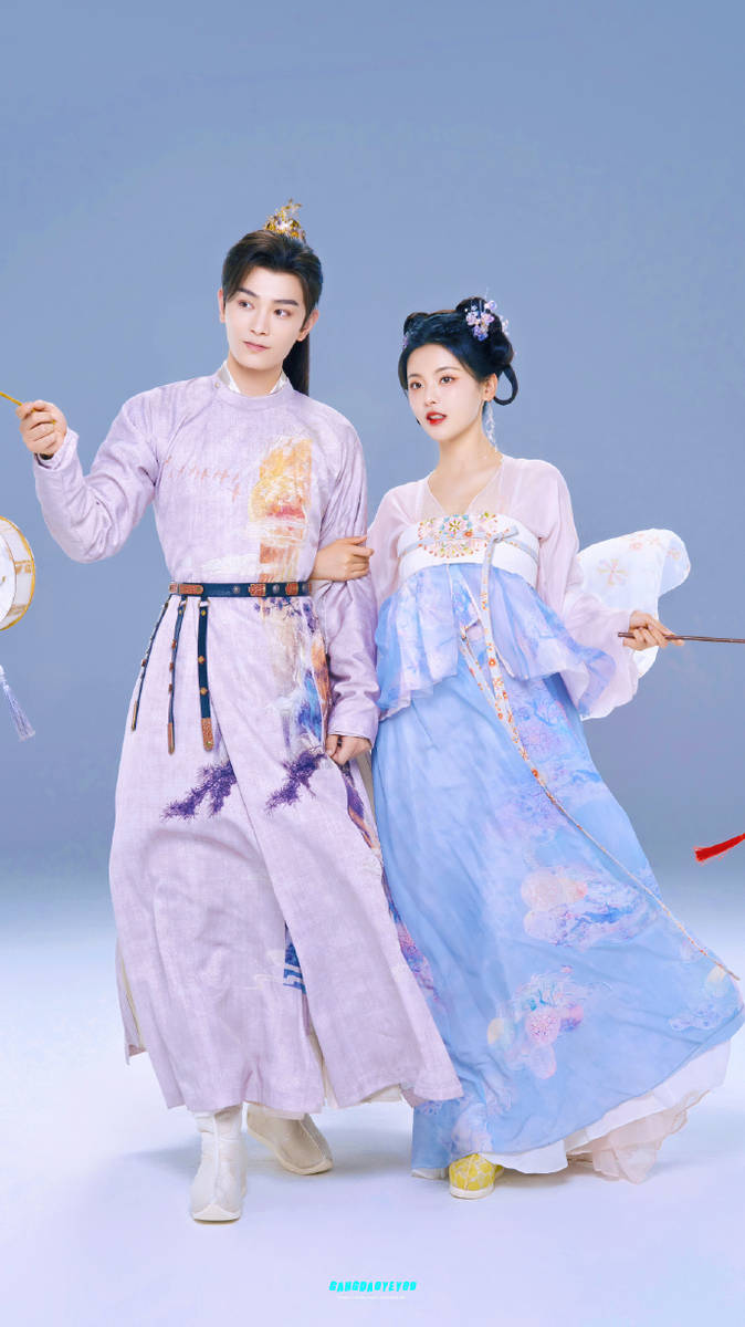 丁禹兮杨超越双人写真曝光 亲密相依CP感爆棚