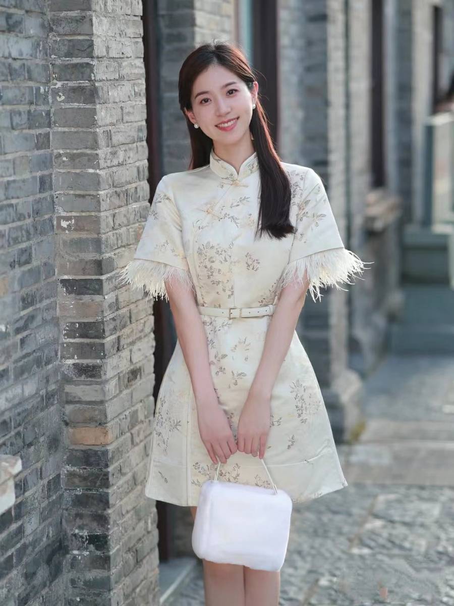 朋友说我穿上国风旗袍，自带温柔气质