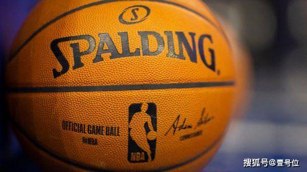 斯伯丁GDP_斯伯丁篮球图片