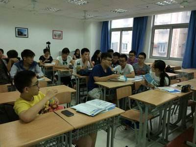 #成绩#为何偏偏在这时候成绩一落千丈，原因有这些？高中的最关键时期