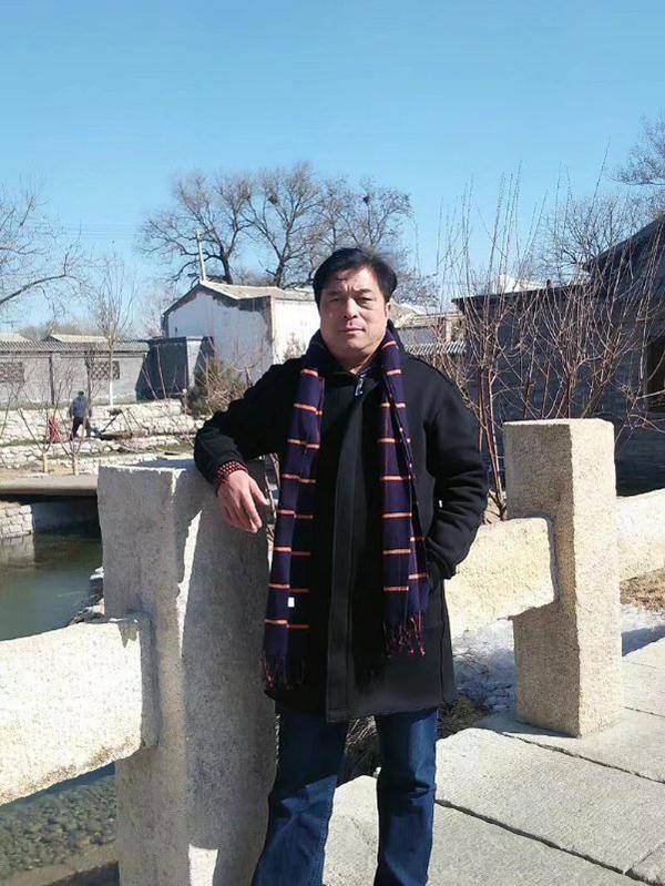 画家刘金峰--痴于介子园,临古创新,走进大山写生,求教于大自然