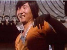 曾是学渣却成小品王，被侵权惨遭封杀，他如何