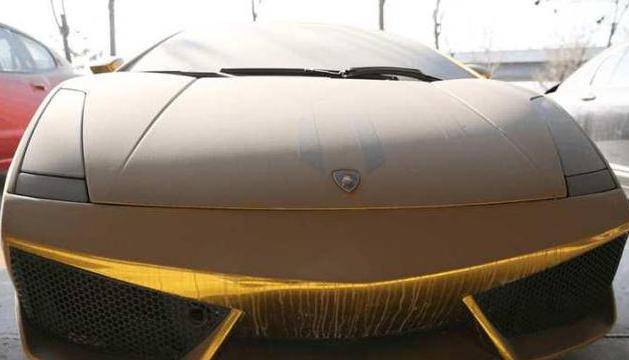 跑车免费停车 8ab6a0ff3556418798c31aee6591c280.jpeg