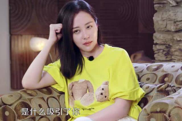 35岁张靓颖官宣恋情？小五岁男友身份被扒，曾担
