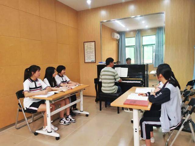 [情况]成就音乐梦想——象贤中学音乐高考情况介绍选择百年象贤