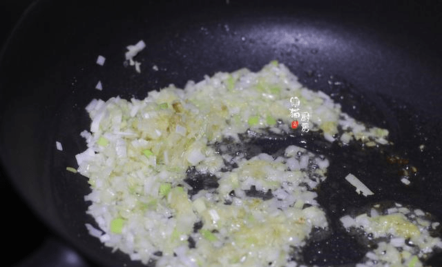 学做肉酱 1532bc5843104edd9245afa550bdc013.png