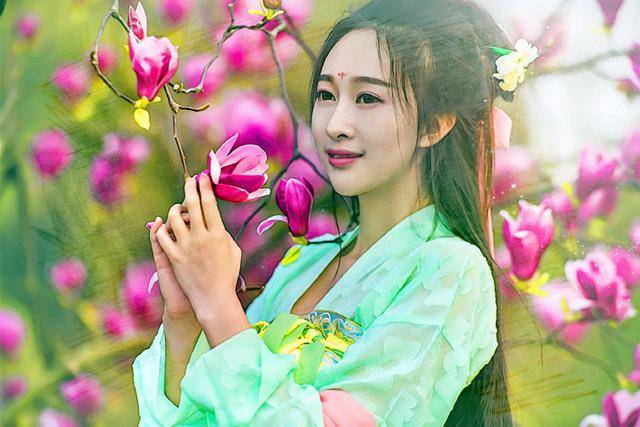 气质非凡是什么意思啊 fd7bc18fce514e23b441ab35617270e5.jpeg