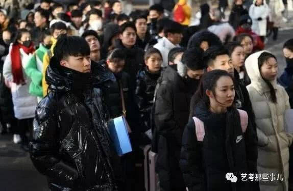 分析：编导专业艺考培训：中国传媒大学好考吗