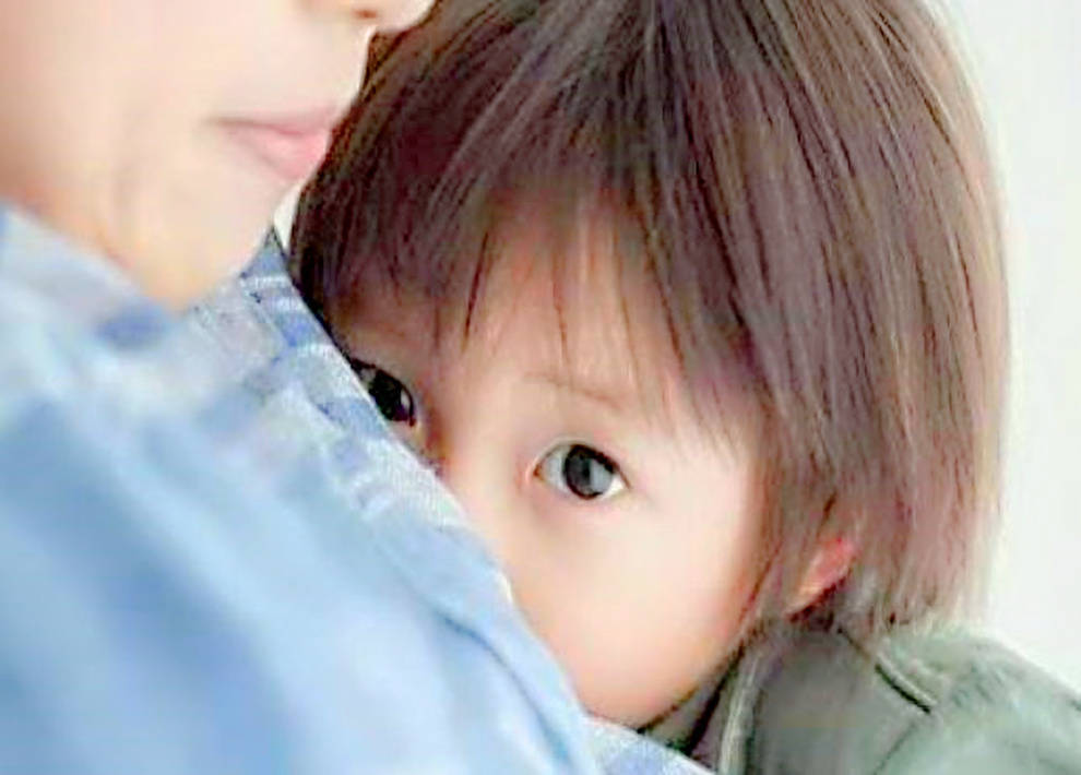 原创母乳的优势究竟在哪？1000倍显微镜下“活力四射”，真的无可比拟