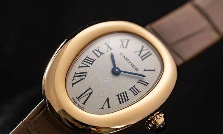 ����ָ��,����Ů�Ե����Ŵ����ʿ�����Baignoire