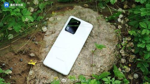 三星 galaxy s20 ultra拍照 28c1576d67a24b958375a38dde228033.jpeg