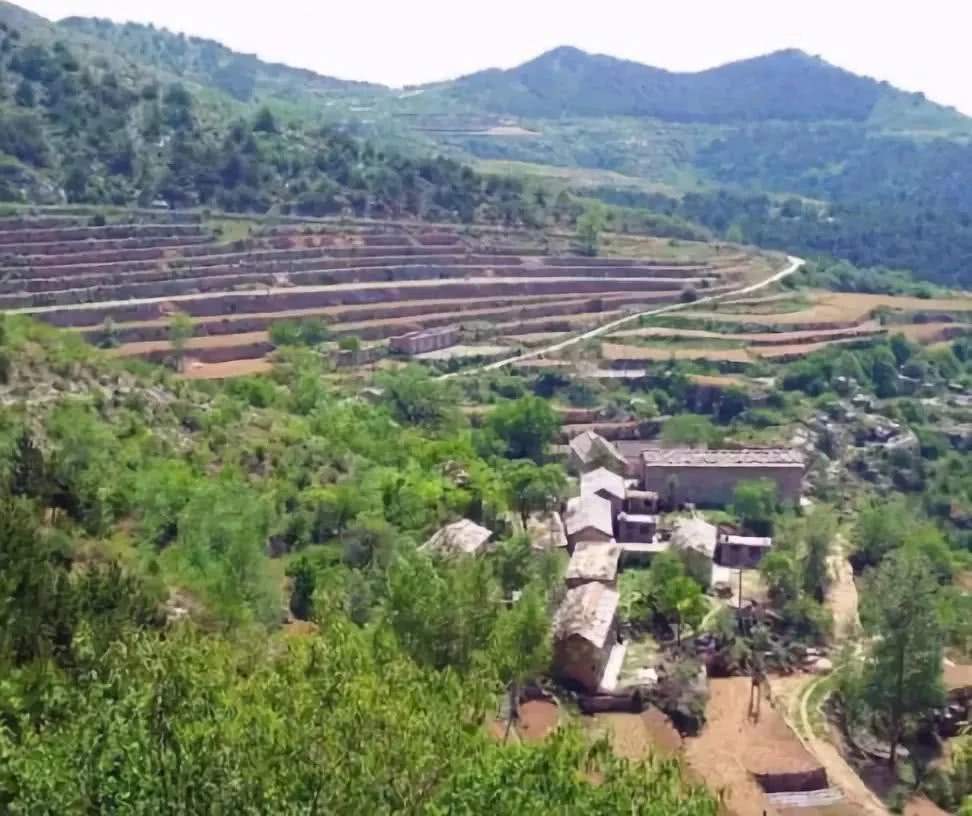 井底村：中国最神秘的村子，村民一直于是隔绝，隐藏在井下几千年