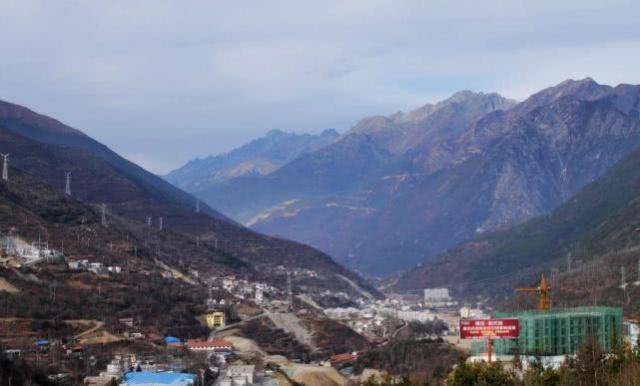 四川现总人口_四川地图(3)