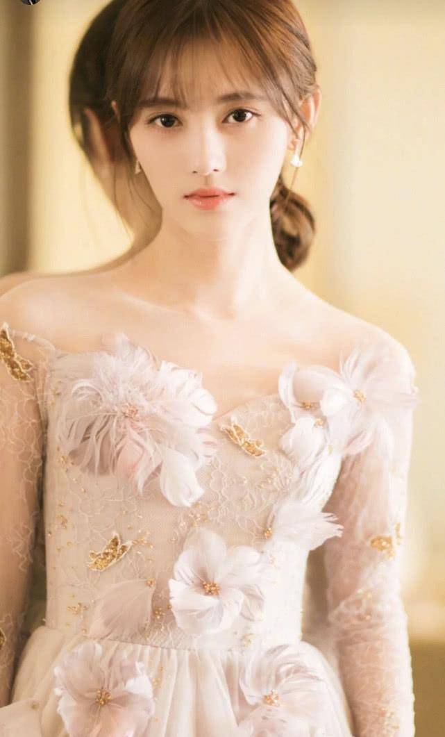 2020金鹰女神排名榜_金鹰女神助飞榜最新排名:宋茜130万票领跑,谭松韵下(2)
