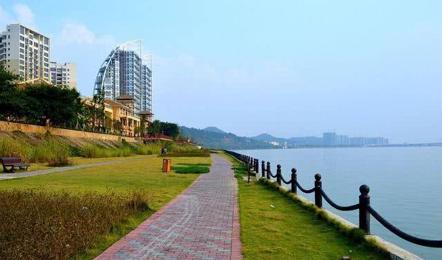 龙山县的经济总量_湖南省龙山县