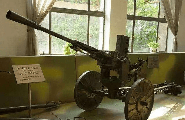 日本二战海军主力武器之96式25mm高炮