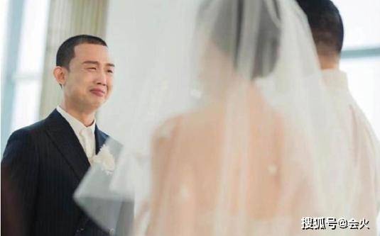 18岁接济男友，22岁结婚，24岁生子，她用6年降伏