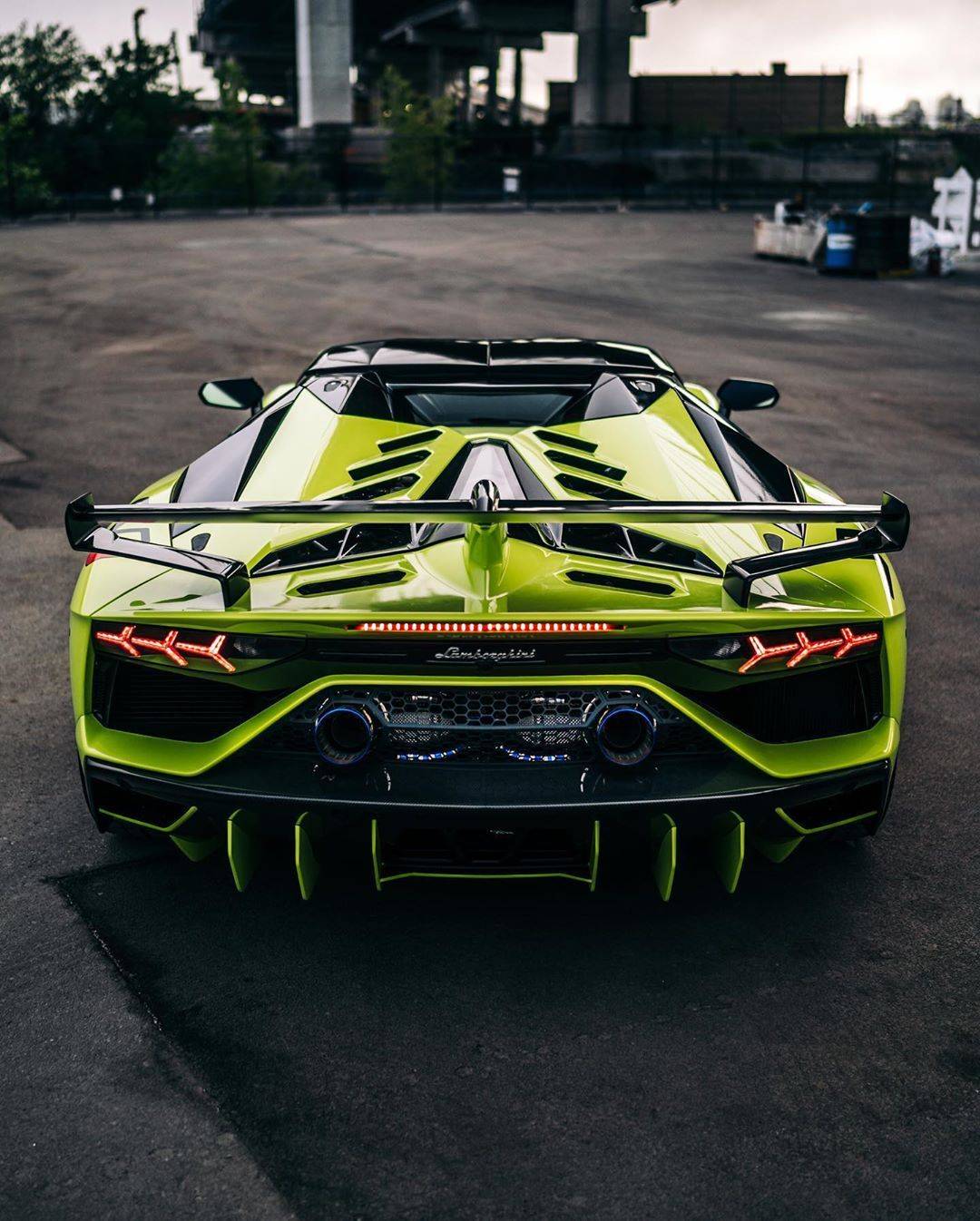 百公里加速29秒兰博基尼aventadorsvjroadster