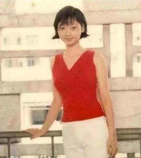 原创悲情柳岩:被陈凯歌怒怼,父母患癌,自己患病,今40仍孤身一人 原创悲情柳岩:被陈凯歌怒怼,父母患癌,自己患病,今40仍孤身一人