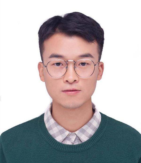 20几岁的他已在名校当博士,履历太惊人