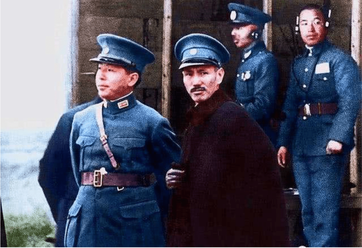 陆军士官学校|他不听母亲劝阻，执意要当省长，母亲一怒之下，服毒自尽