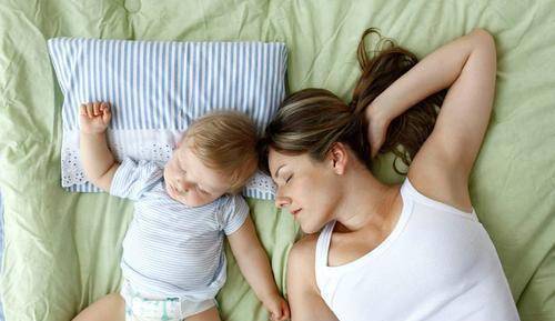 几个月可以训练自主入睡 19f5edd9f11b4315b31d5bdc07170113.jpeg