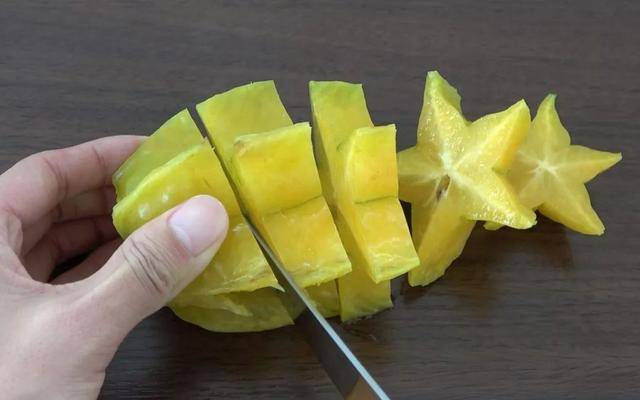 少买|有一样水果虽能消暑解渴，但易伤孩子脾胃，父母少买夏季天热