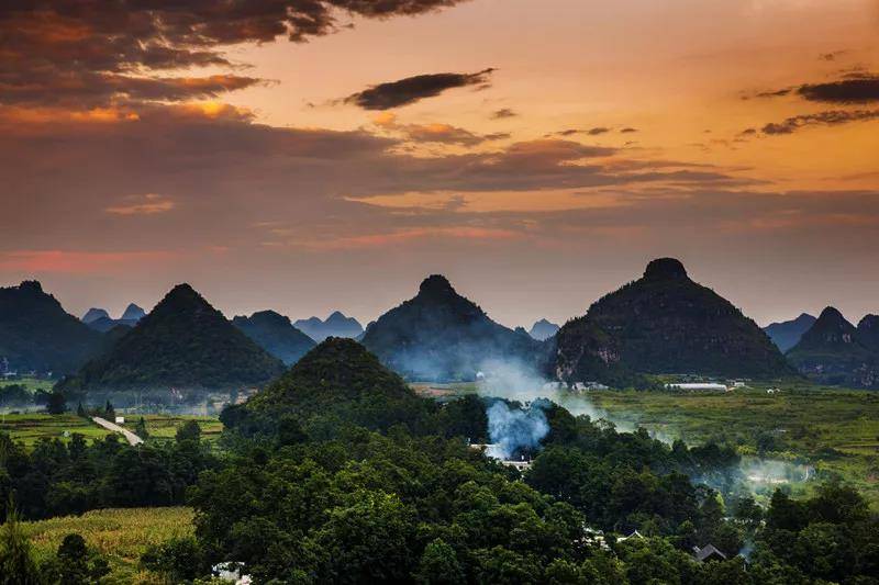 去贞丰,去看大地母亲"双乳峰"_景区