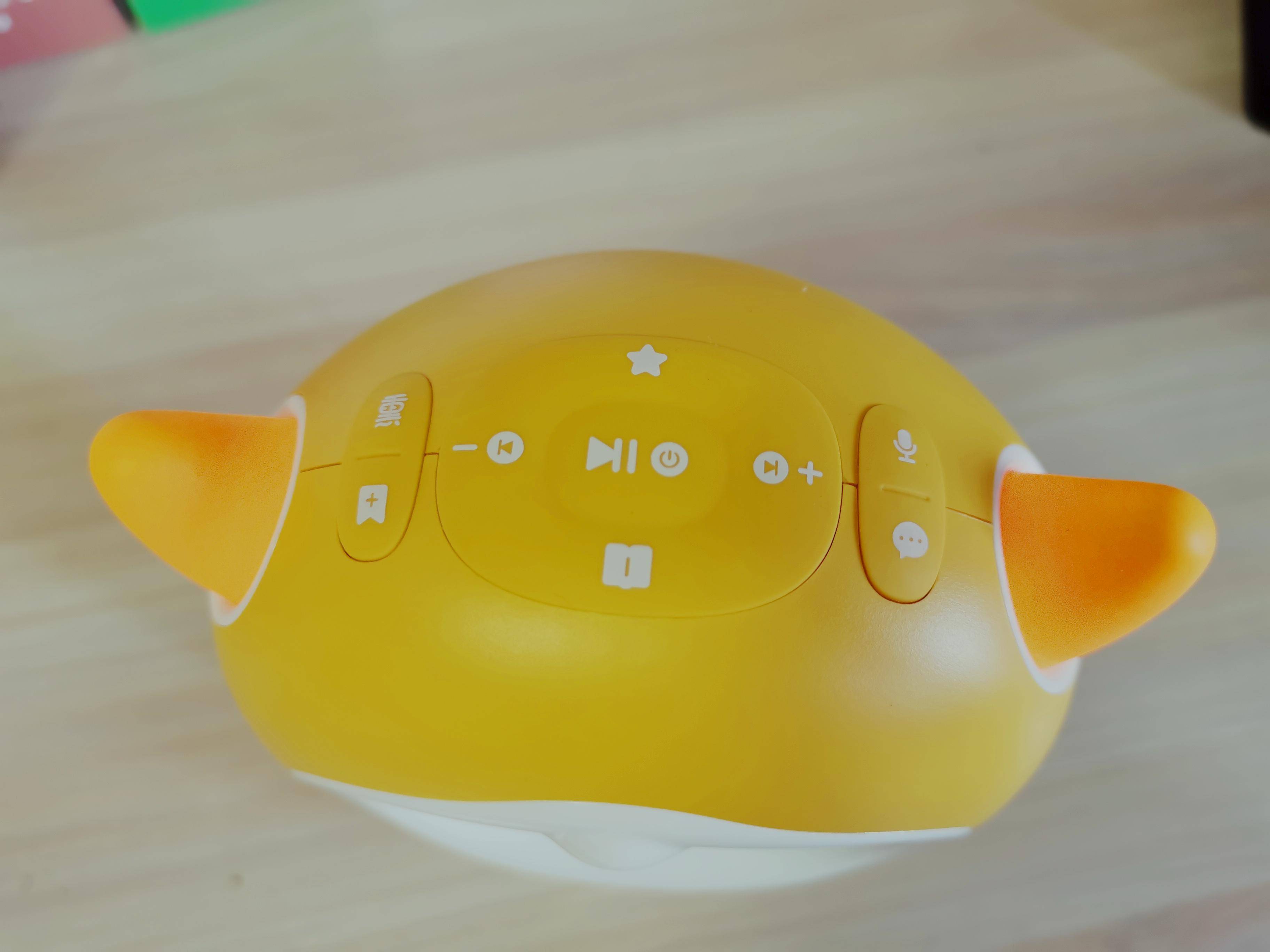 不再枯燥,牛听听早教机读书牛3.0让孩子在玩乐中成长