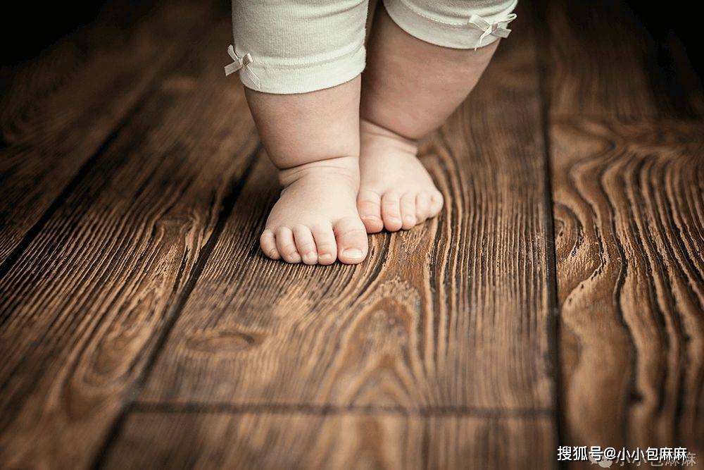 一定要看！夏天不让孩子光脚丫，理由只有这一个