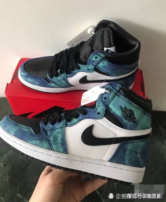 aj1扎染开箱上脚测评,aj1扎染上脚怎么样?