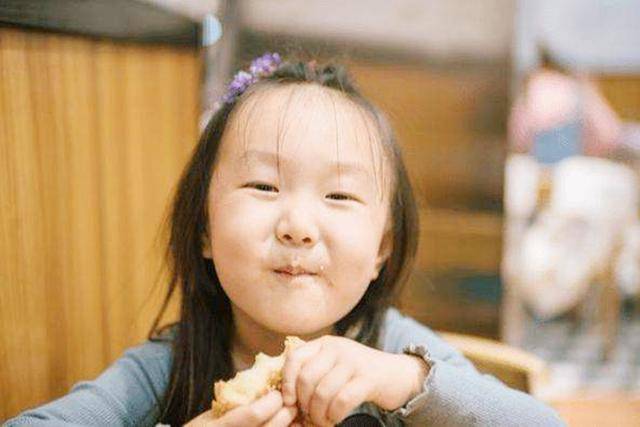 一千|孩子在不知不觉中被掏空，只怪家长“花了一千多买回来性早熟”