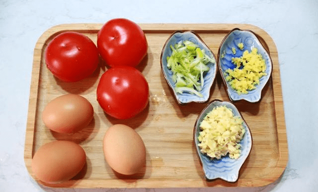 如何正确的剥鸡蛋 89cabcba05cd425b95b5255b2083d414.png