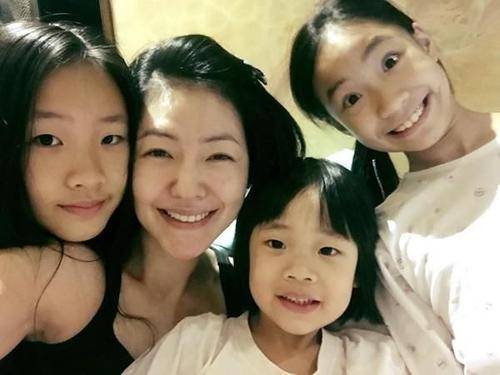 原创都是女儿,大S“富养”,小S“穷养”,如今孩子们差距明显 原创都是女儿,大S“富养”,小S“穷养”,如今孩子们差距明显