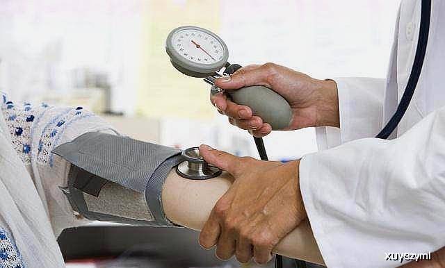 吃什么东西能让血压降下来 0a61359446cb4b17a50c6ba8be63db6f.jpeg