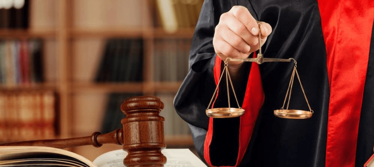 女子被医生下病危通知书，20万重疾险被拒，保险公司称：不够严重