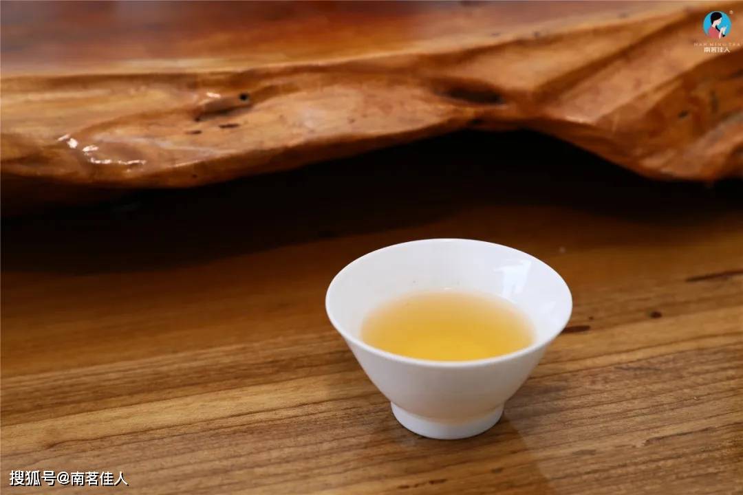 閿欎贡鏃剁┖闄剁瑳鏇茶_贡茶图片(3)
