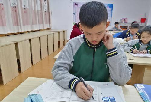 初中生专属的四种“痛苦”，尤其第四个，老师：每个班都会经历