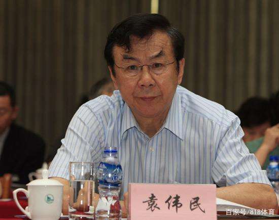 儿子|聂卫平揍过袁伟民儿子!冬天澡堂浇人凉水,别人不敢管老聂拿毛巾抽