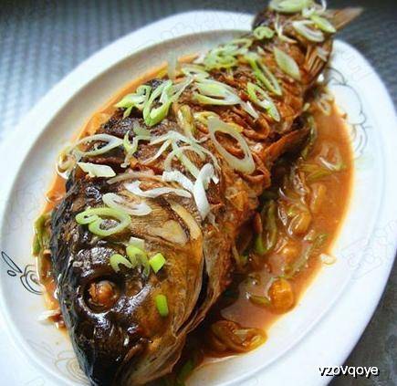 如何做红烧鲤鱼最好吃 13478438c1584306b1984f38cc7c7754.jpeg