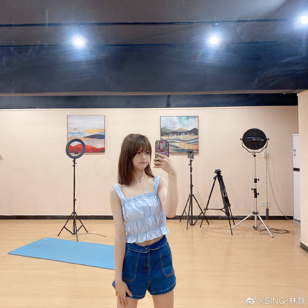 女团sing林慧的图集