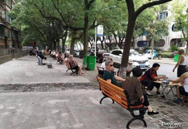 宜昌的经济总量在三线城市排名_宜昌城市图片欣赏(2)
