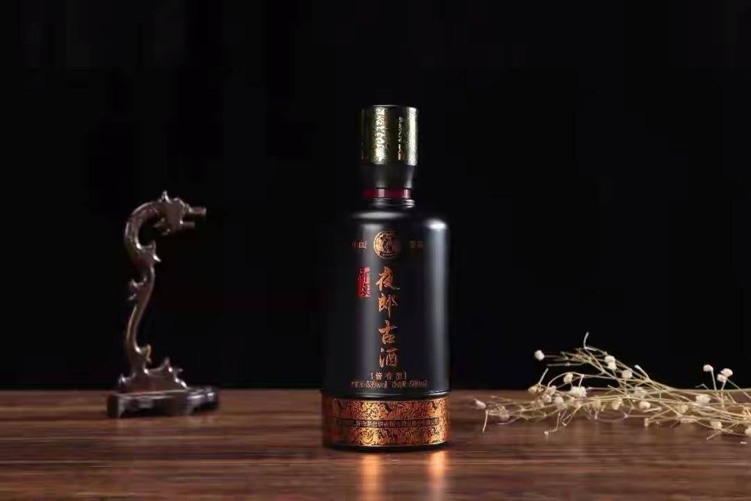 茅台酱酒产区夜郎古酒技压群芳斩获中国酒类新品最高奖青酌奖