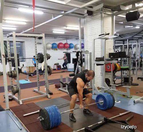 引体向上锻炼背最好吗 274a206afc4c40ebbe78ac8cffb645d2.jpeg