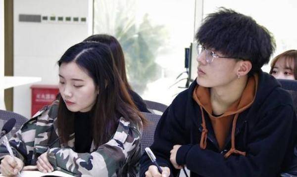 如何提高学习效率？聪明的学生都有这3个习惯，学起来事半功倍