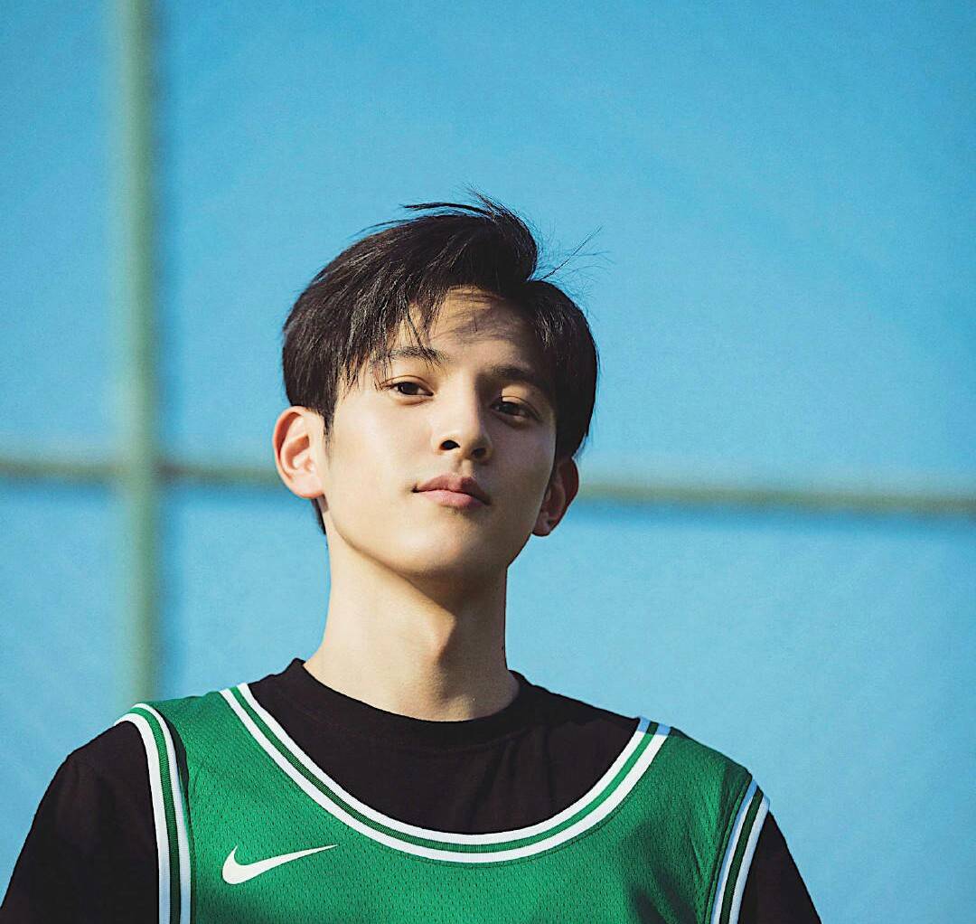 高二时，王润泽参演了由孟浩导演并编剧的《早安，青春》短片。高三时，