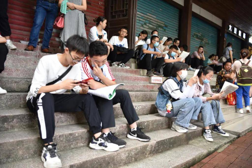 遵义市普通高中排名_49960人!2020年遵义普通高中招生计划出炉