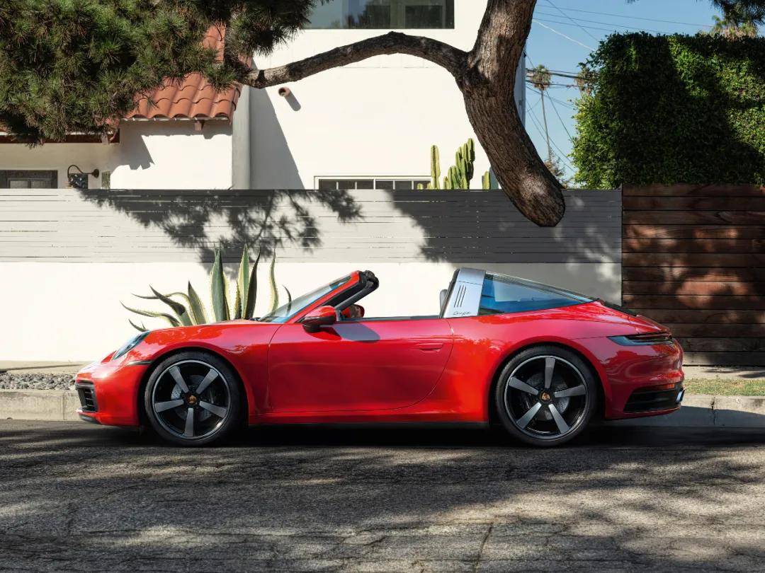 保时捷911 targa:特别的爱送给你特别的你