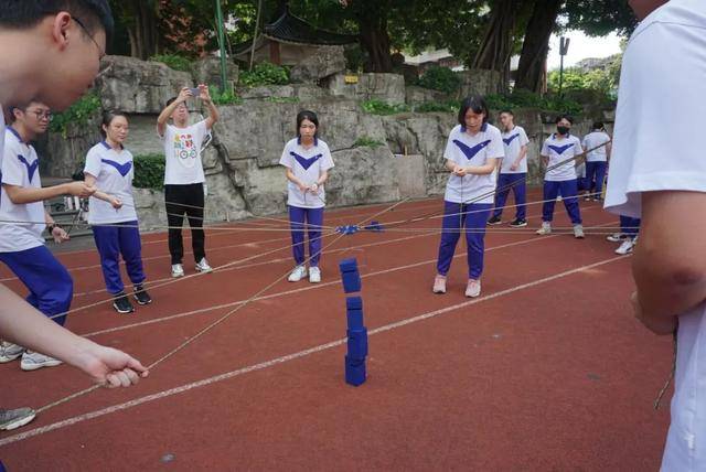 金榜题名|金榜题名季 | 轻松一夏，自信“应战”第四中学凤凰花开时